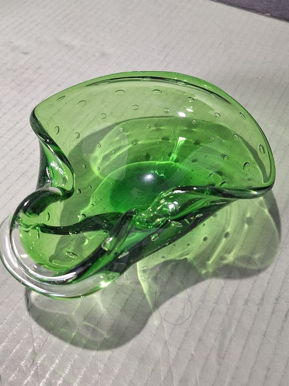 Vintage MCM Green Controlled Bubble Art Glass Bowl Ashtray Bullicante Style 8"